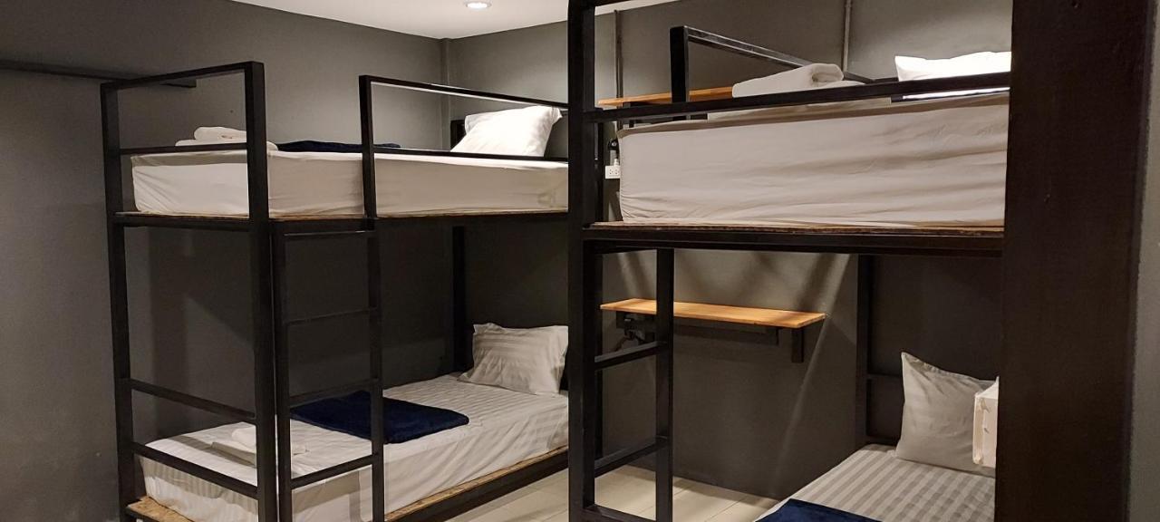 Хостел Loftel @ Nakhon Накхонситхаммарат Экстерьер фото